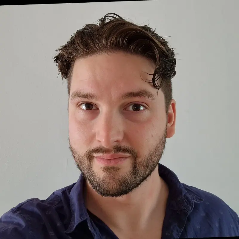 Tom Burns Marketing Consultant